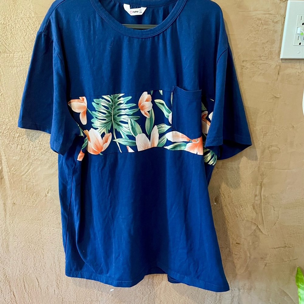 PatPat Navy Blue Men's T-Shirt